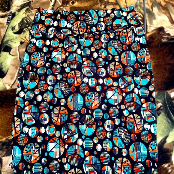 Lularoe Cassie skirt - Picture 1 of 3